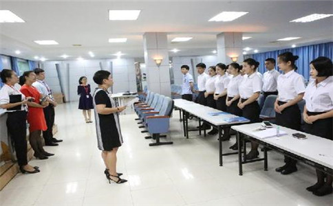 酒店管理禮儀課堂